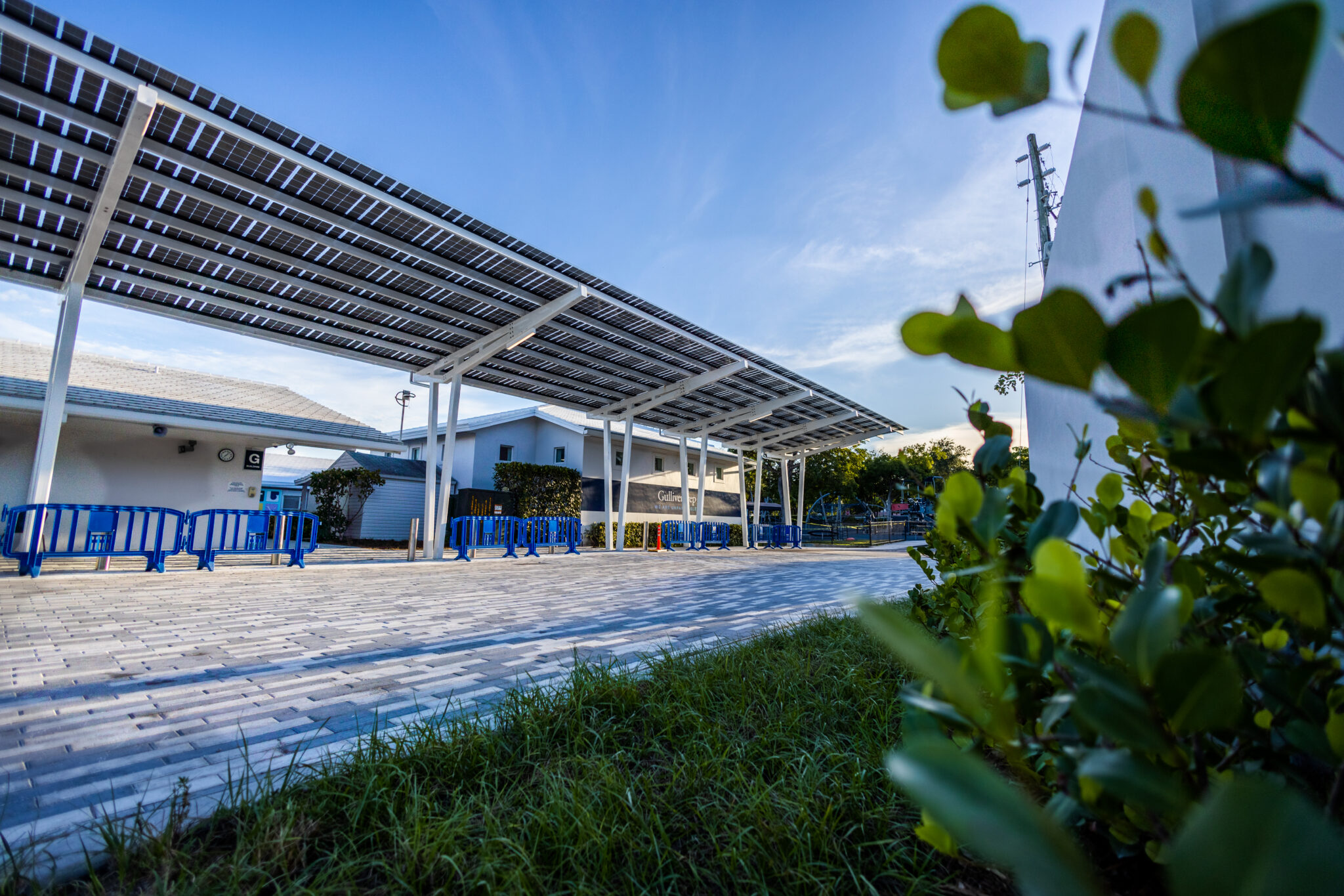 Modern Lumos SolarScape Driveup Lane at Remodeled School in Miami