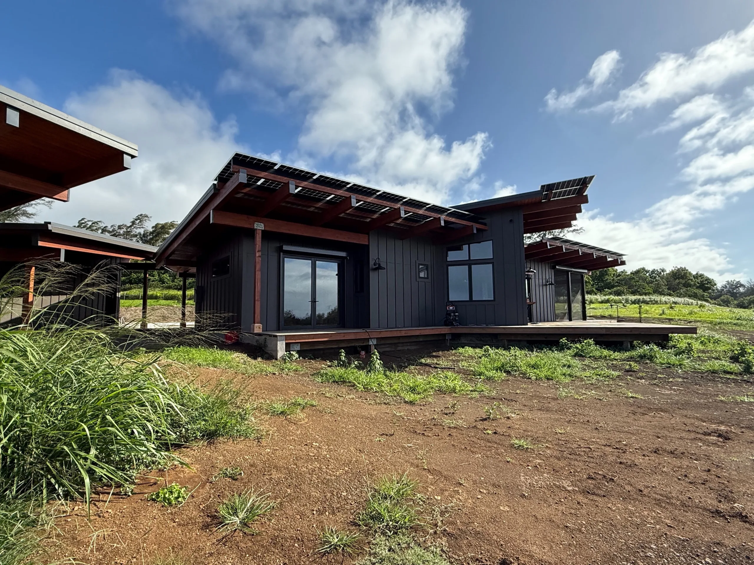 Hawaii Off Grid Architectural Solar Projects - Lumos Solar